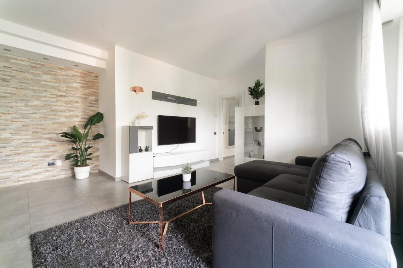 Oasis Luxury - A.C/Terrace/2Bedrooms Bergamo Zewnętrze zdjęcie
